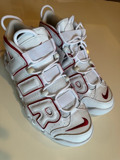 NIKE AIR MORE UPTEMPO "WHITE/VARSITY RED" (2021)