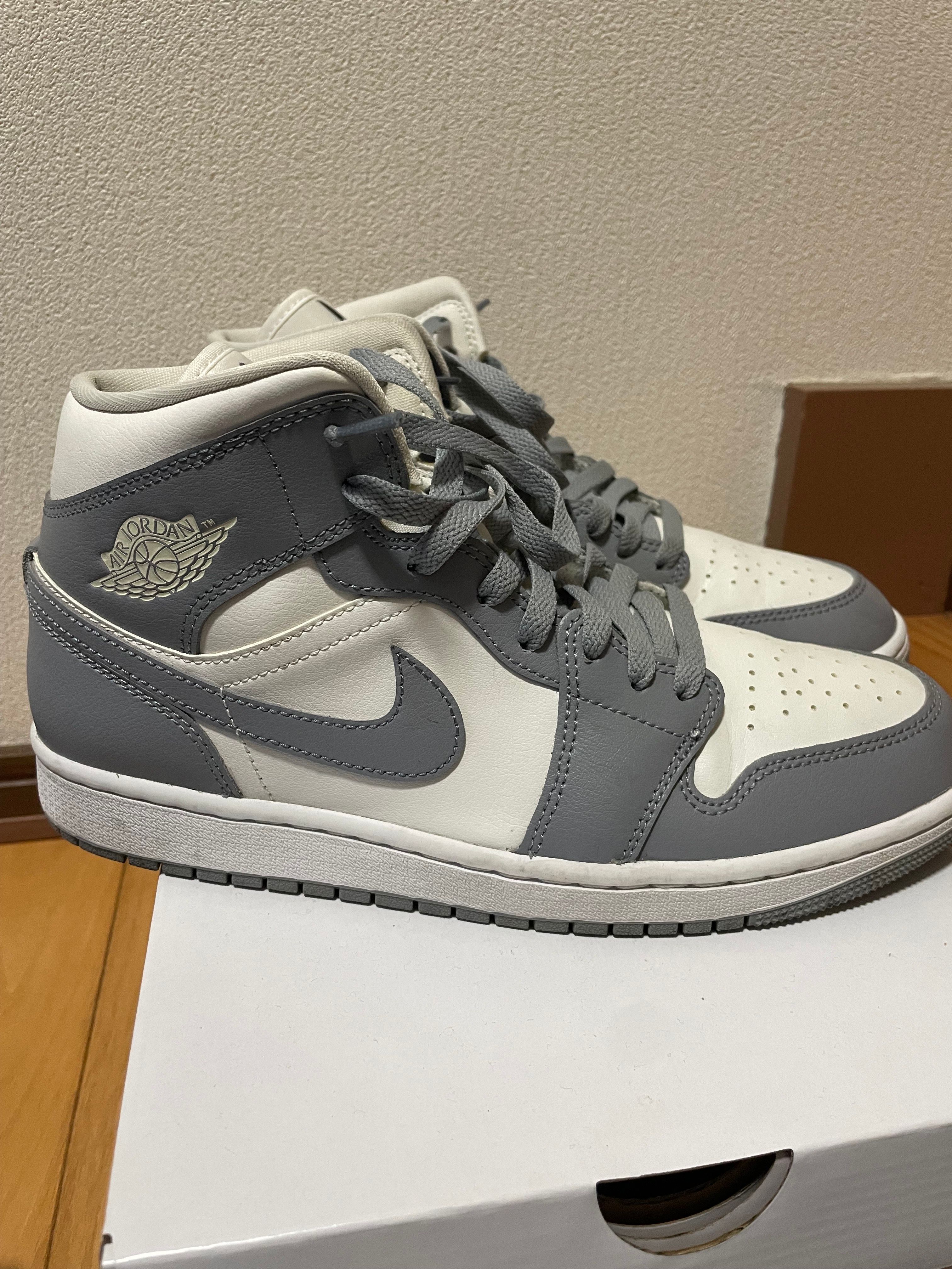Nike Women's Air Jordan 1 Mid "Grey/Sail"