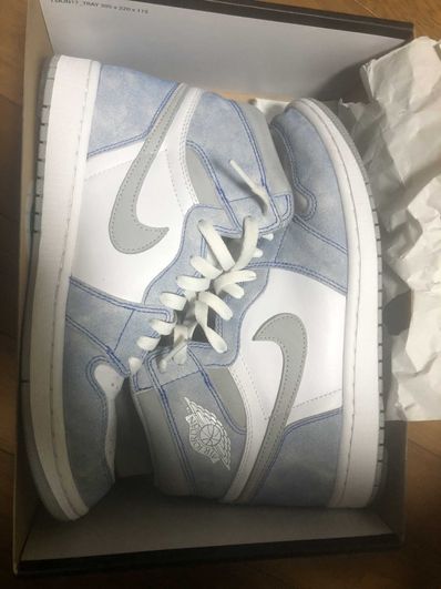 Nike Air Jordan 1 High OG "Hyper Royal"