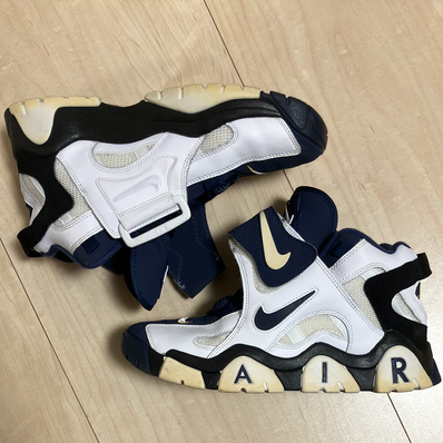 NIKE AIR BARRAGE MID WHITE/NAVY