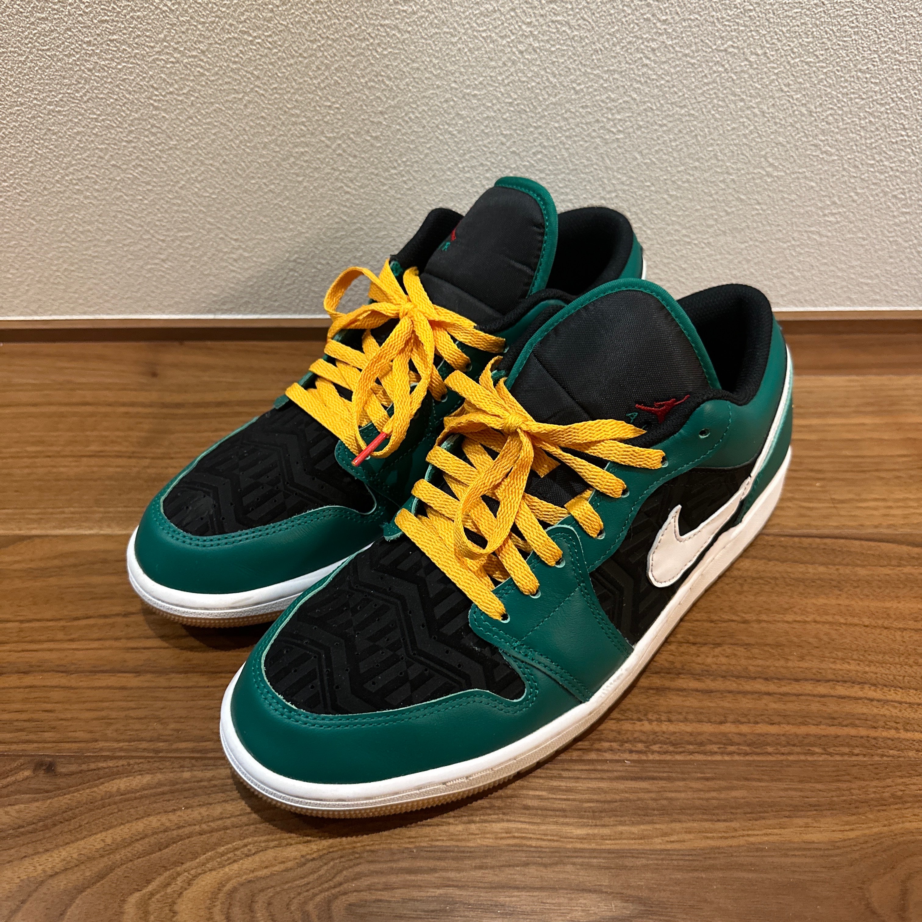 Nike Air Jordan 1 Low SE "Malachite"