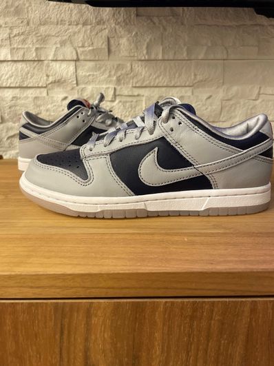 NIKE Women's DUNK LOW "COLLEGE NAVY"