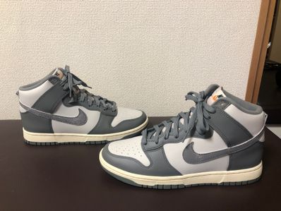 Nike Dunk High Retro SE Vintage "Light Bone and Tumbled Grey"