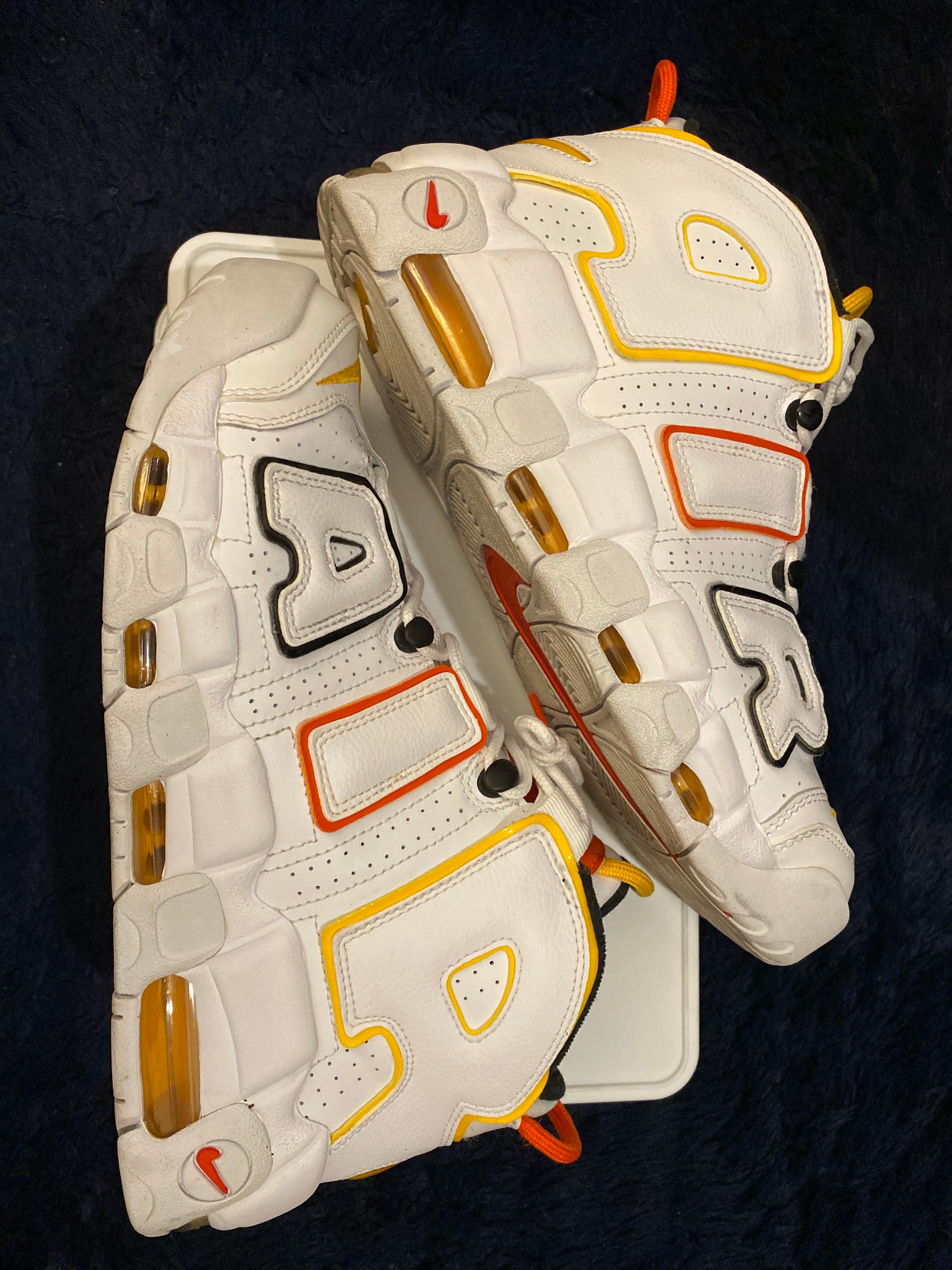 NIKE AIR MORE UPTEMPO "RAYGUNS"