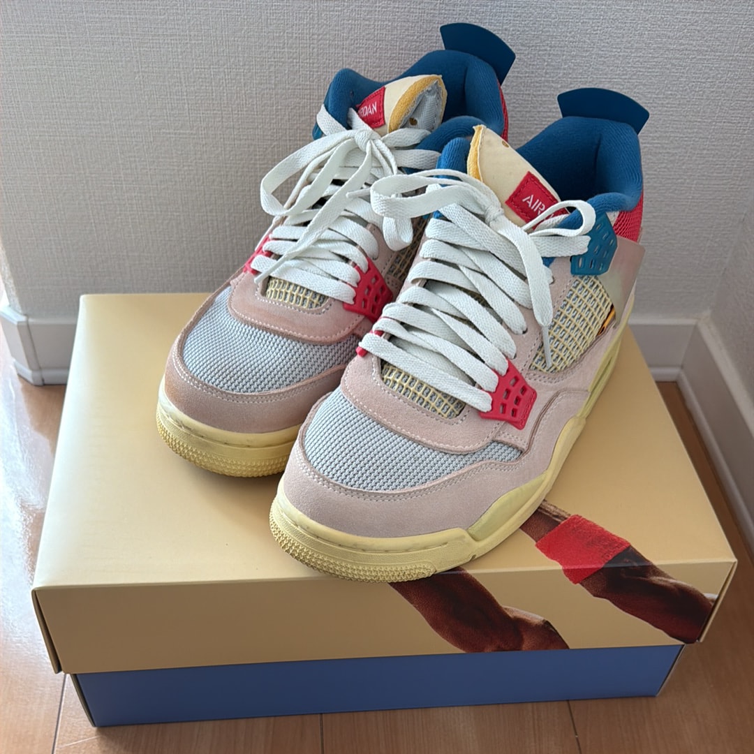 UNION × Nike Air Jordan 4 SP "Guava Ice/Light Fusion Red"