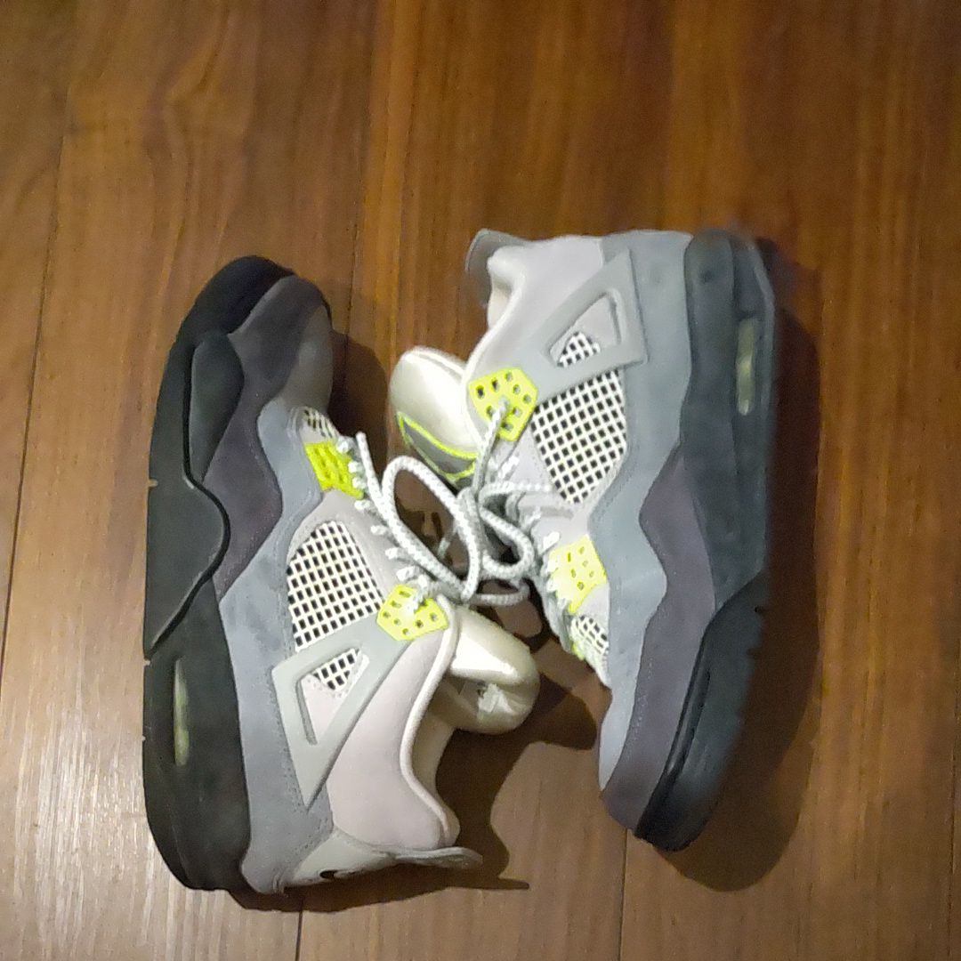 NIKE AIR JORDAN 4 RETRO LE "NEON"