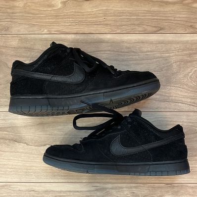 UNDEFEATED × Nike Dunk Low SP "5 ON IT"