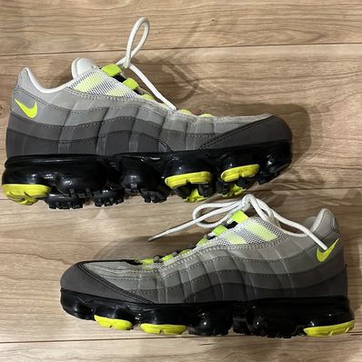 Nike Air Vapormax 95 "Neon"