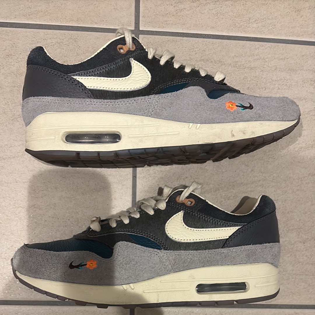 カシナ × ナイキ エアマックス1 "ウォナン/グレー"