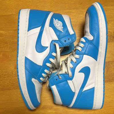 Nike Air Jordan 1 Retro High "UNC"
