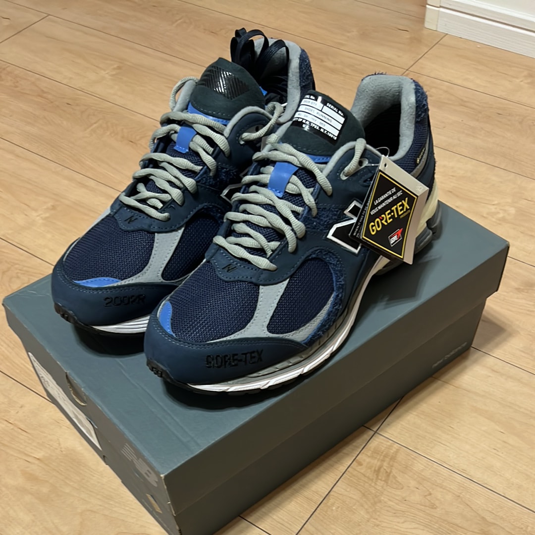 N.HOLLYWOOD × INVINCIBLE × New Balance 2002R GORE-TEX "Navy"