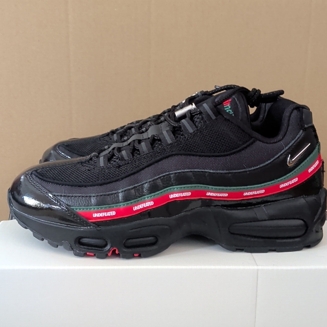 UNDEFEATED × Nike Air Max 95 SP "Black"