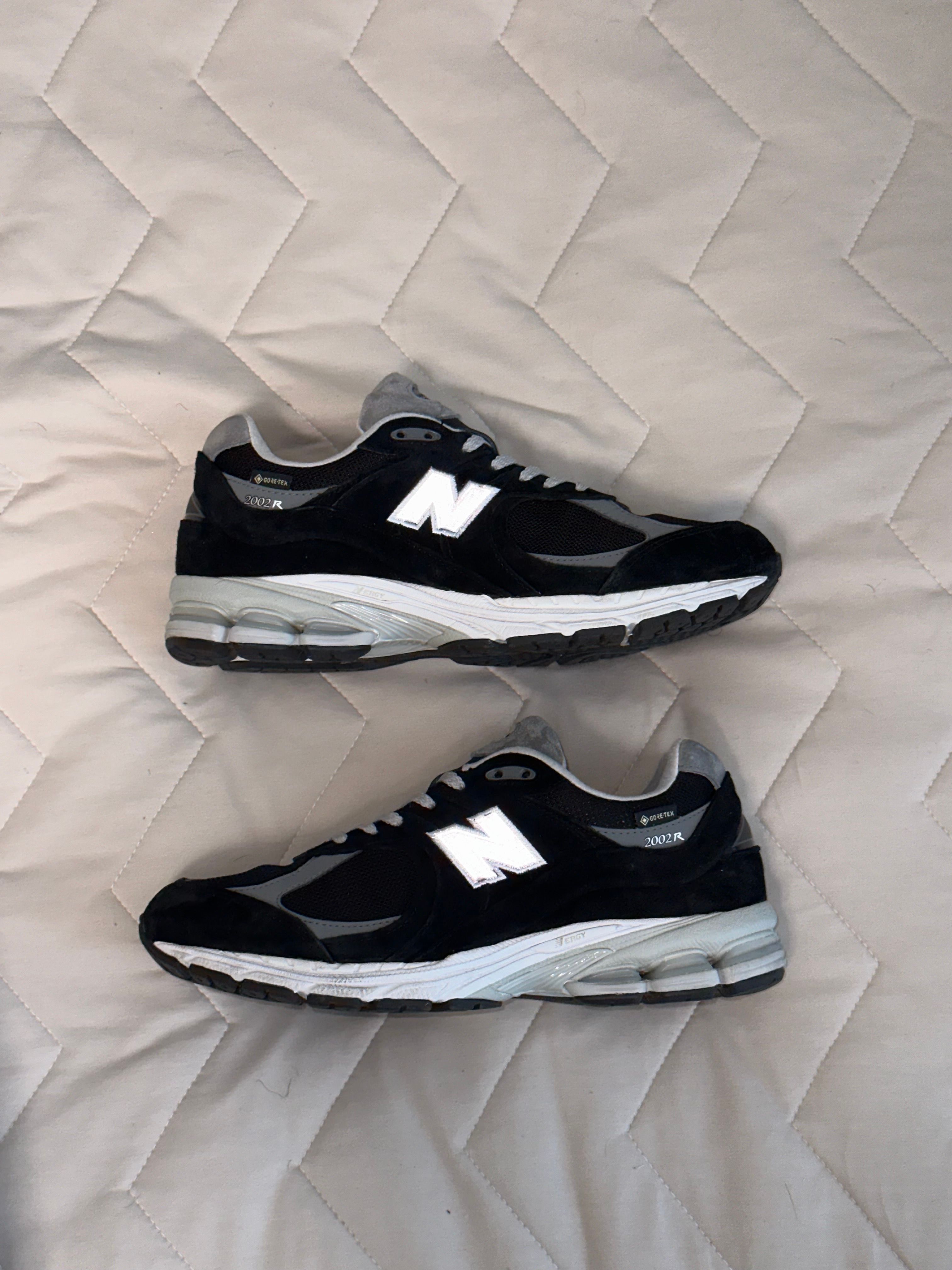 New Balance 2002R GORE-TEX "Black/Gray"