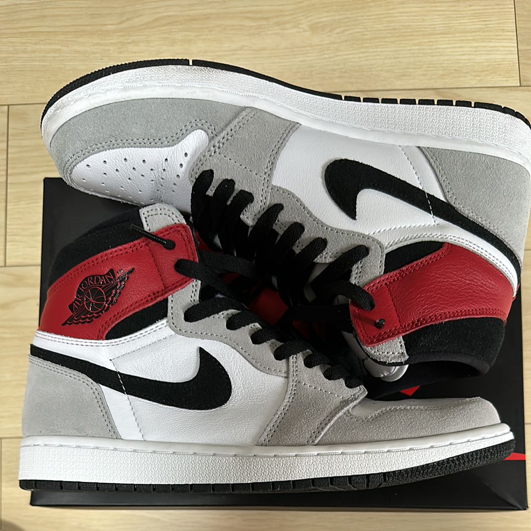 Nike Air Jordan 1 High OG "White/Black/Light Smoke Grey"