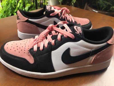Nike Air Jordan 1 Low OG "Bleached Coral"