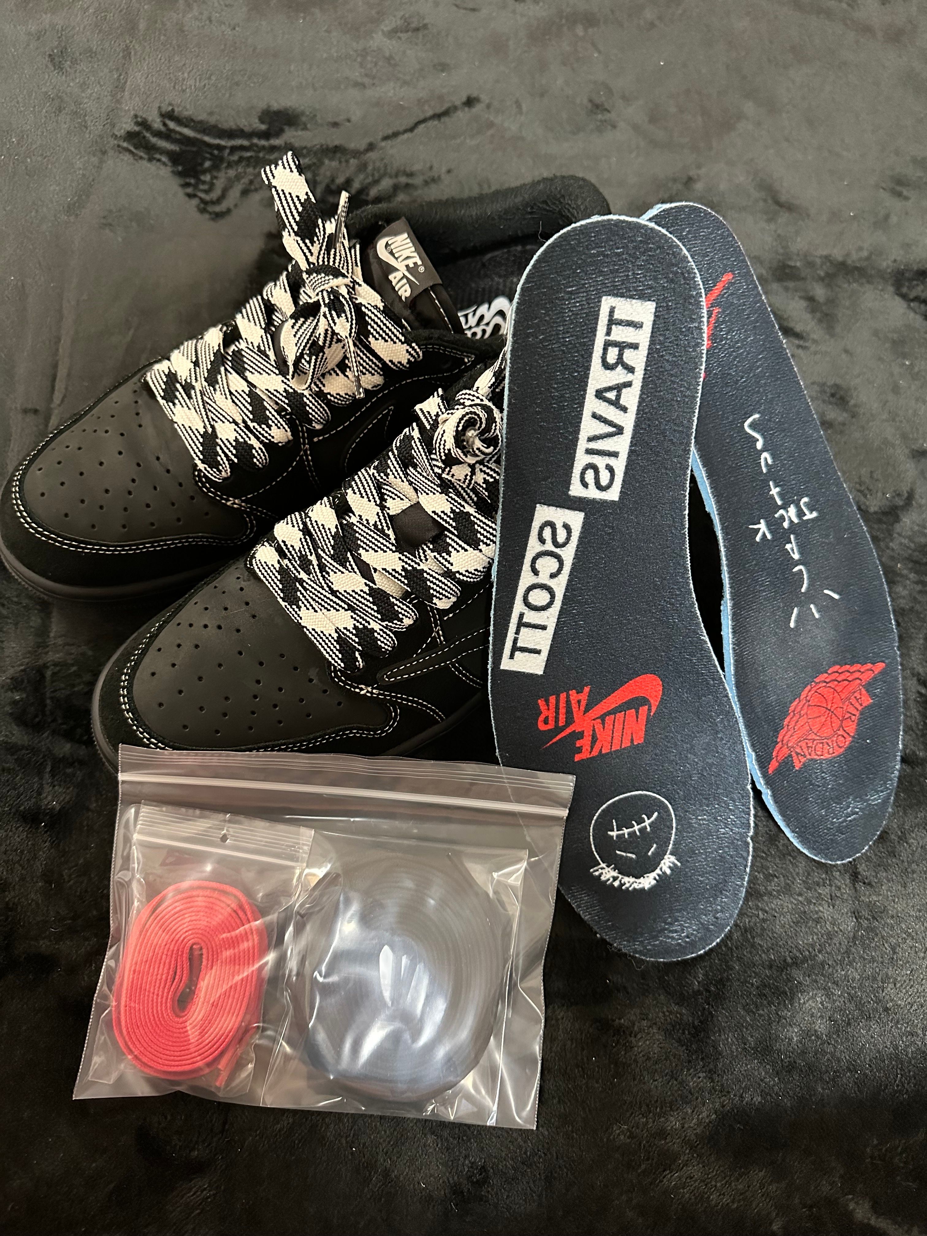 Travis Scott × Nike Air Jordan 1 Low OG SP "Black Phantom"
