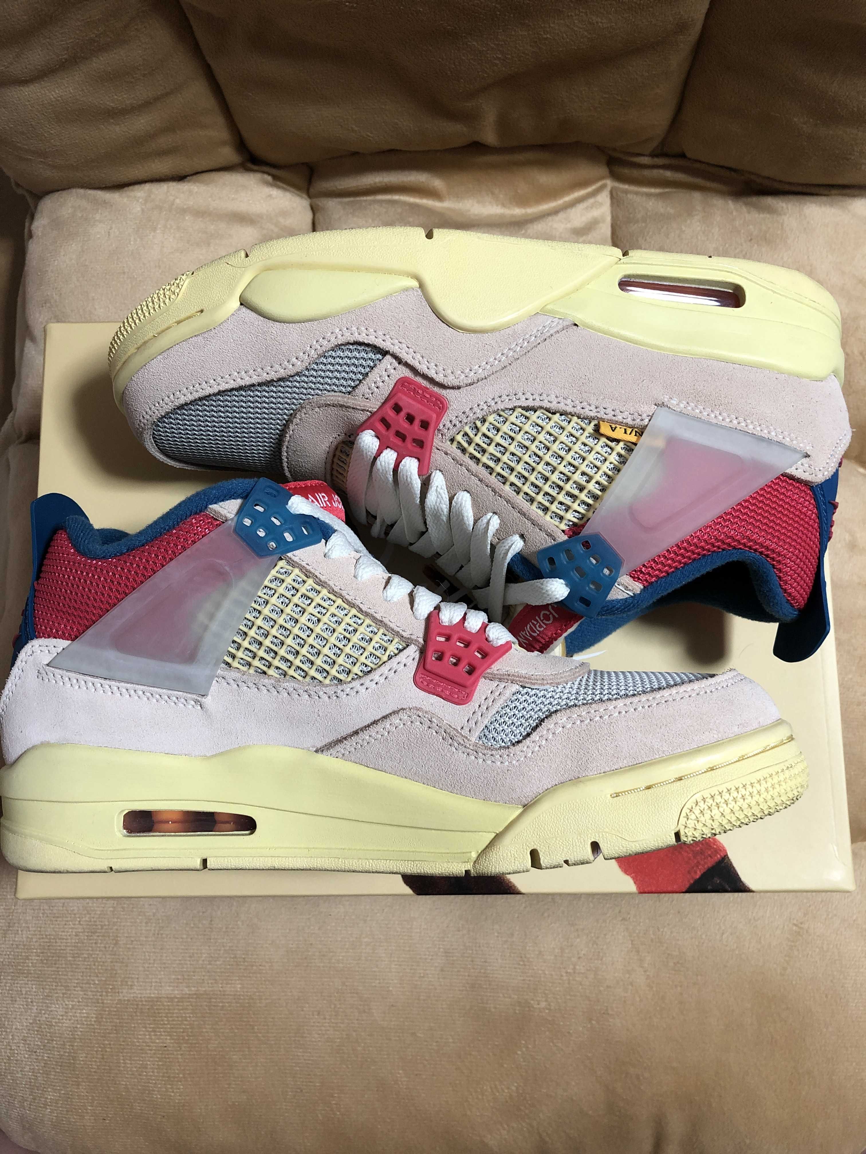 UNION × Nike Air Jordan 4 SP "Guava Ice/Light Fusion Red"