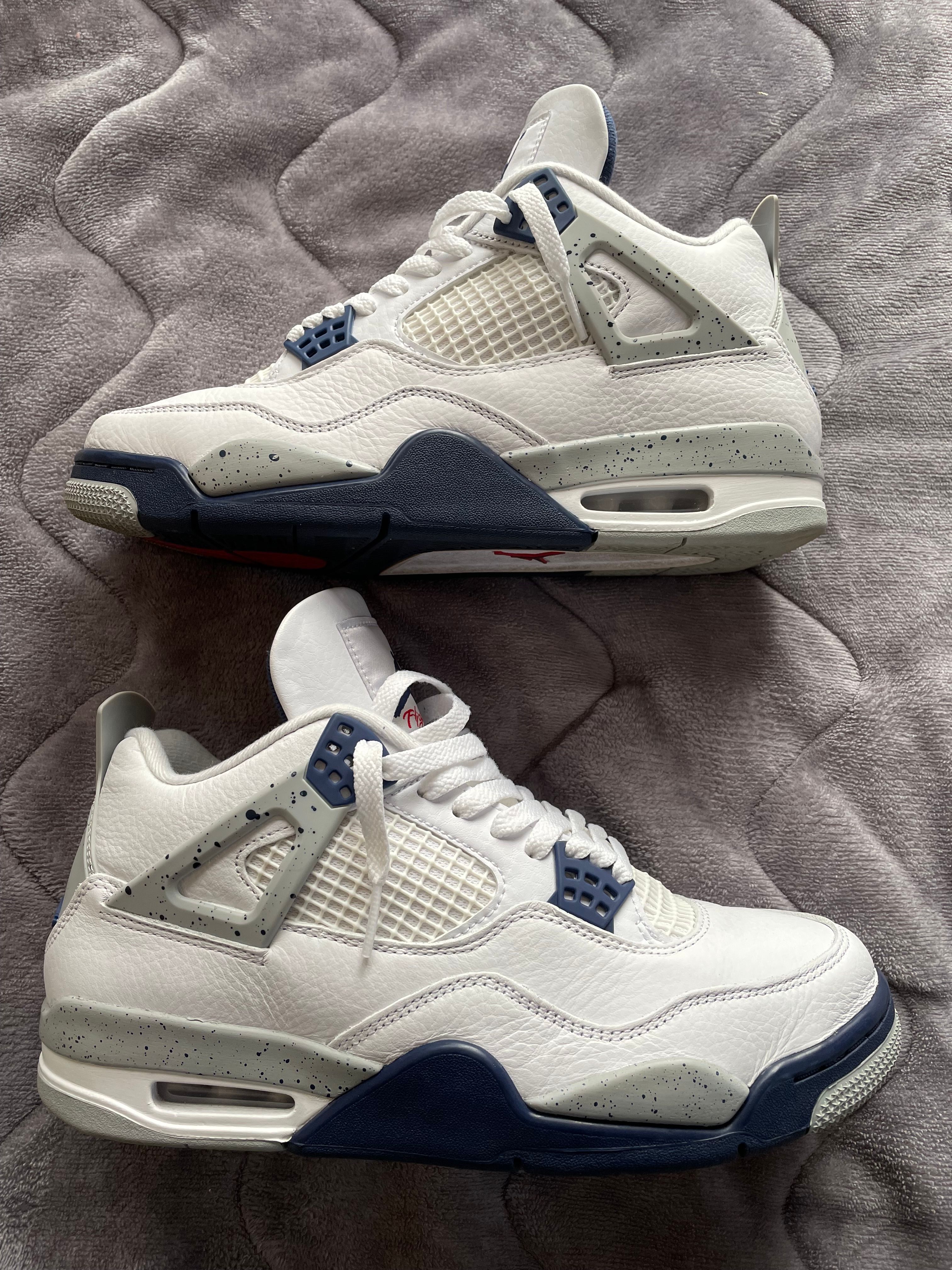 Nike Air Jordan 4 "Midnight Navy"