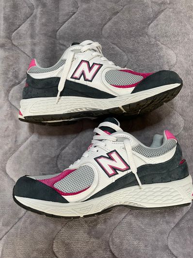 New Balance 2002R "White/Pink"
