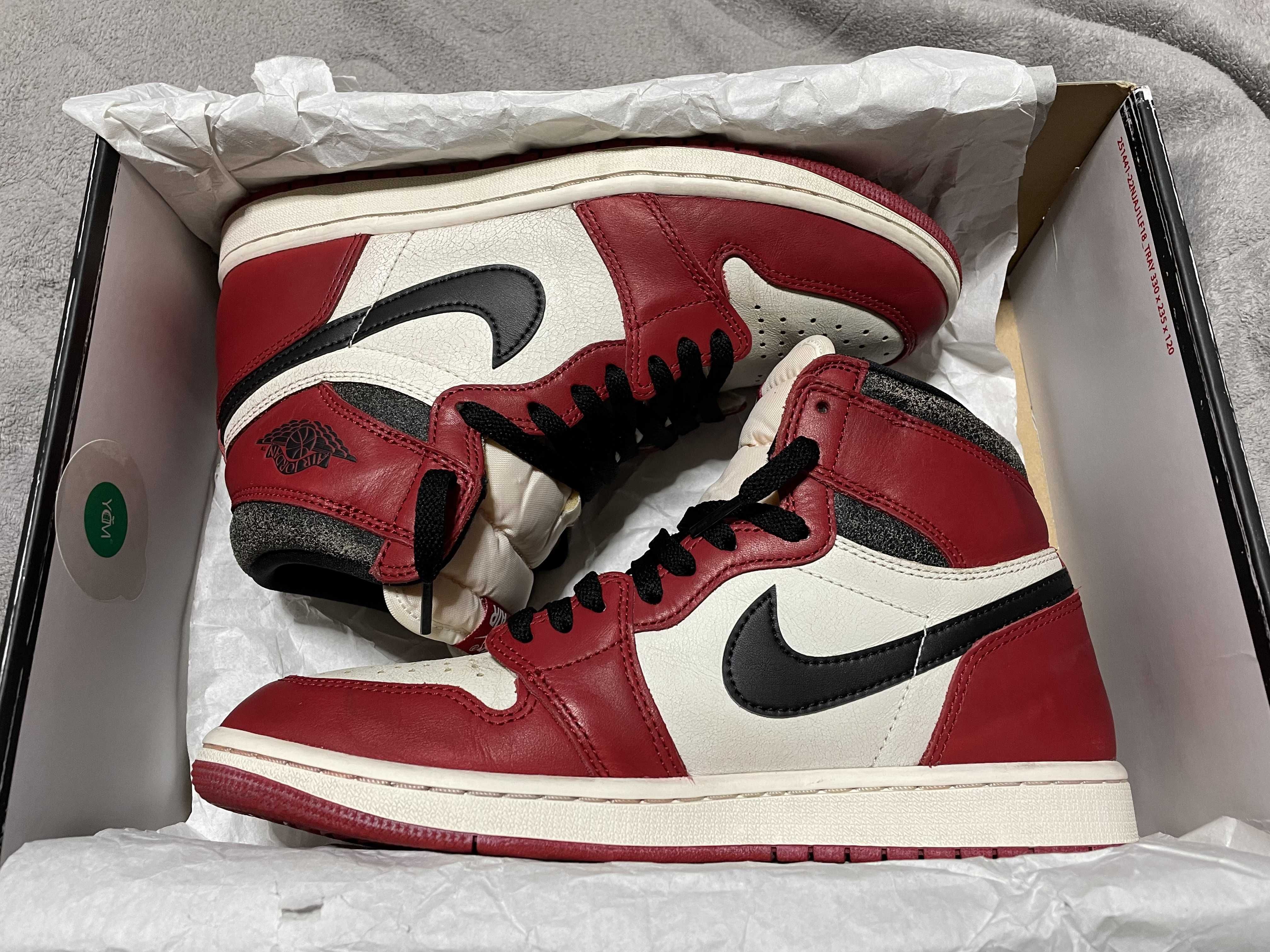 Nike Air Jordan 1 High OG "Lost & Found/Chicago"