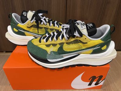 sacai × Nike Vapor Waffle "Tour Yellow/Stadium Green-Sail"