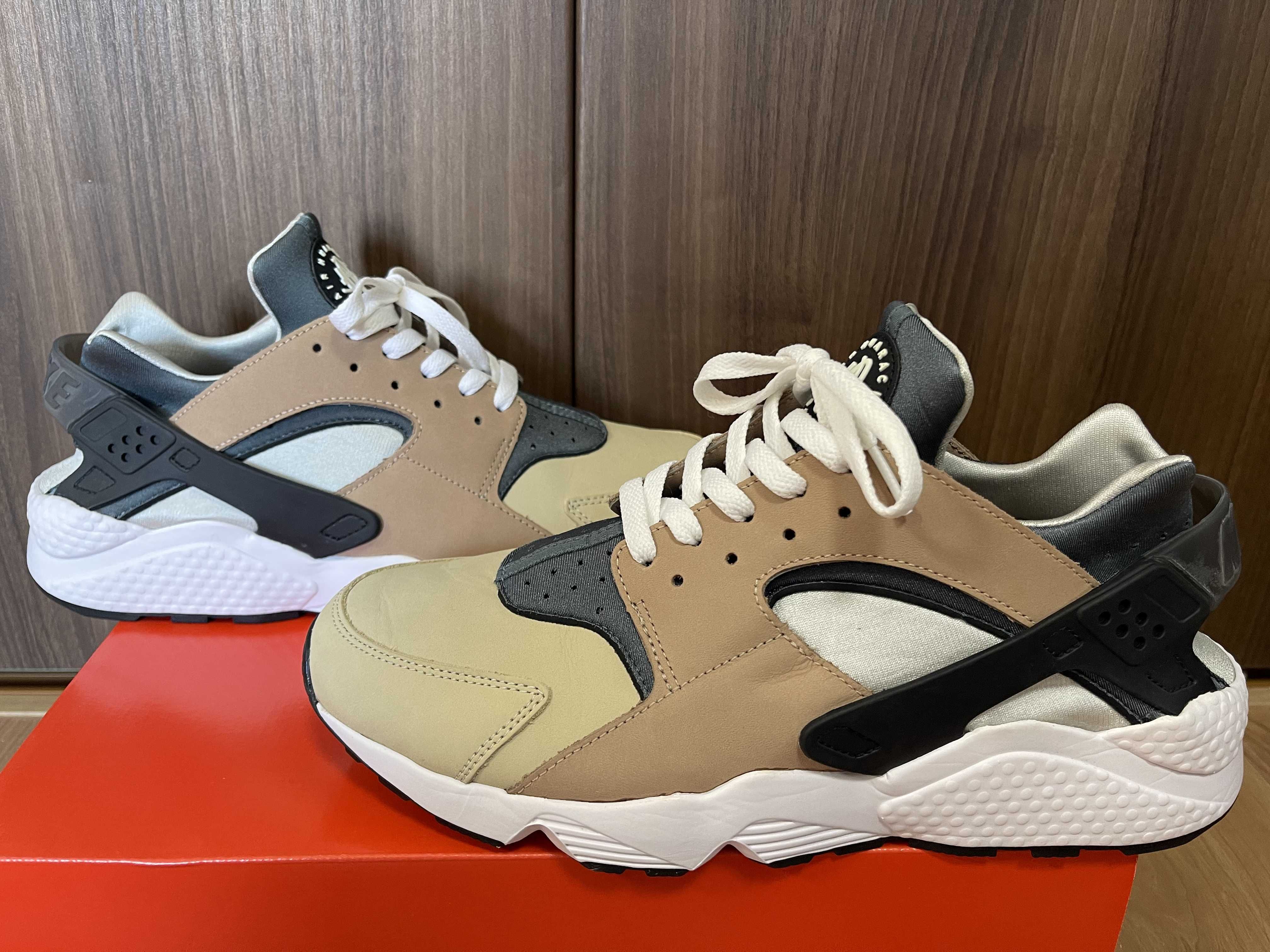 Nike Air Huarache "Escape" (2021)