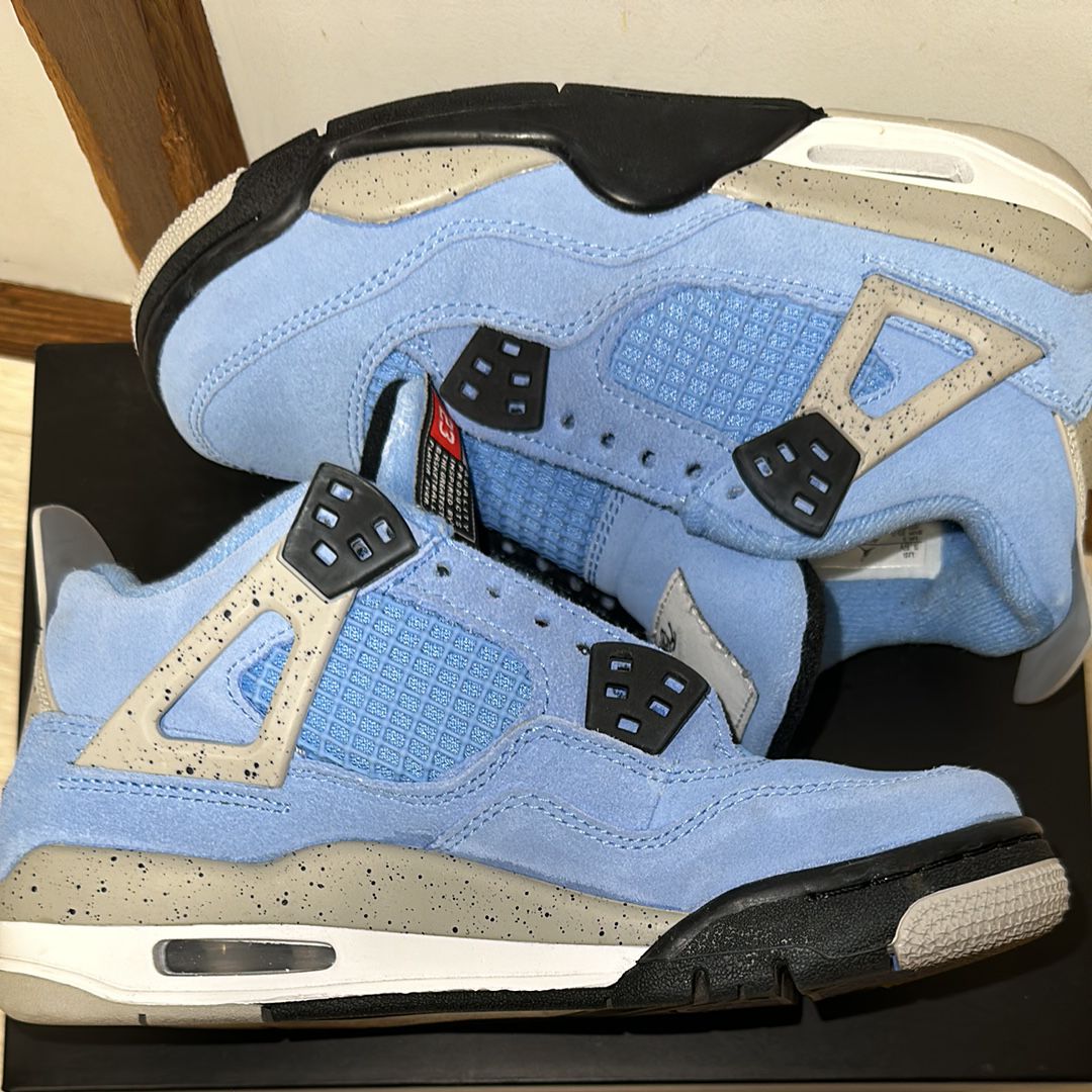 Nike GS Air Jordan 4 "University Blue"