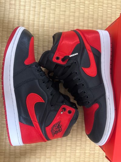 Nike Women's Air Jordan 1 Retro High OG "Satin Bred"