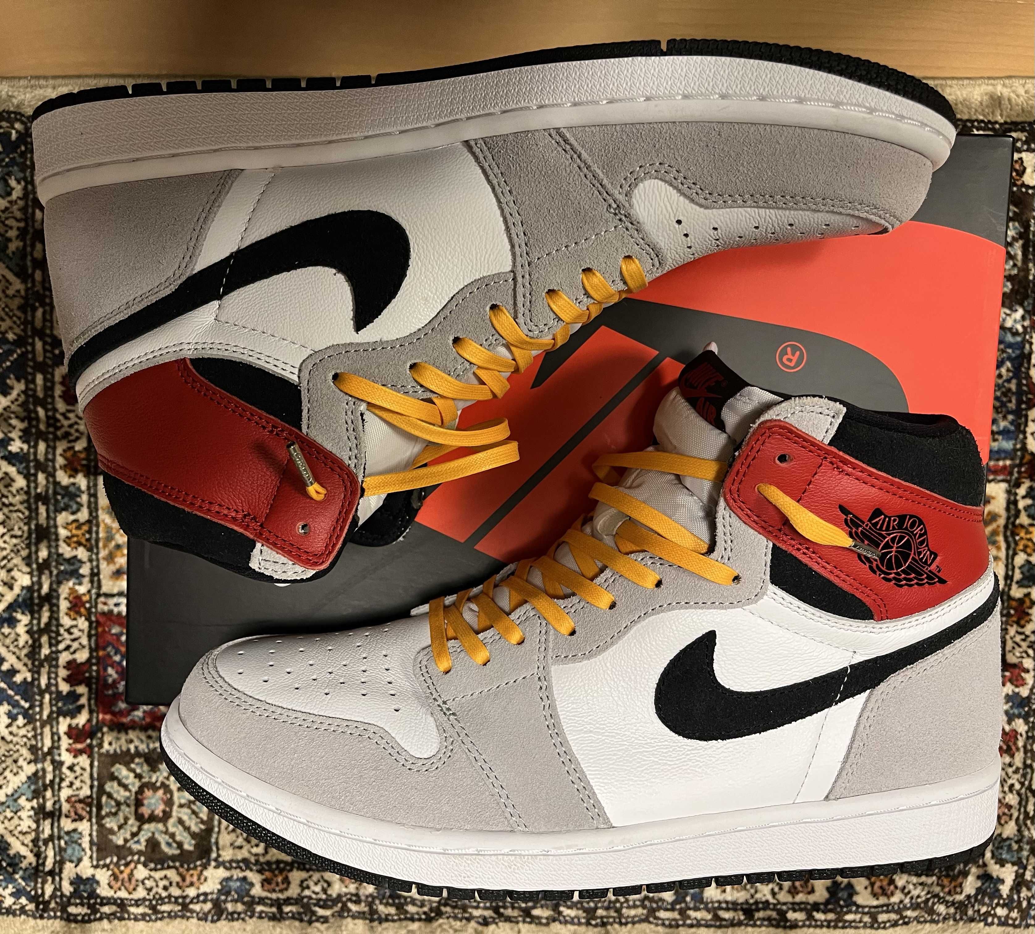 Nike Air Jordan 1 High OG "White/Black/Light Smoke Grey"