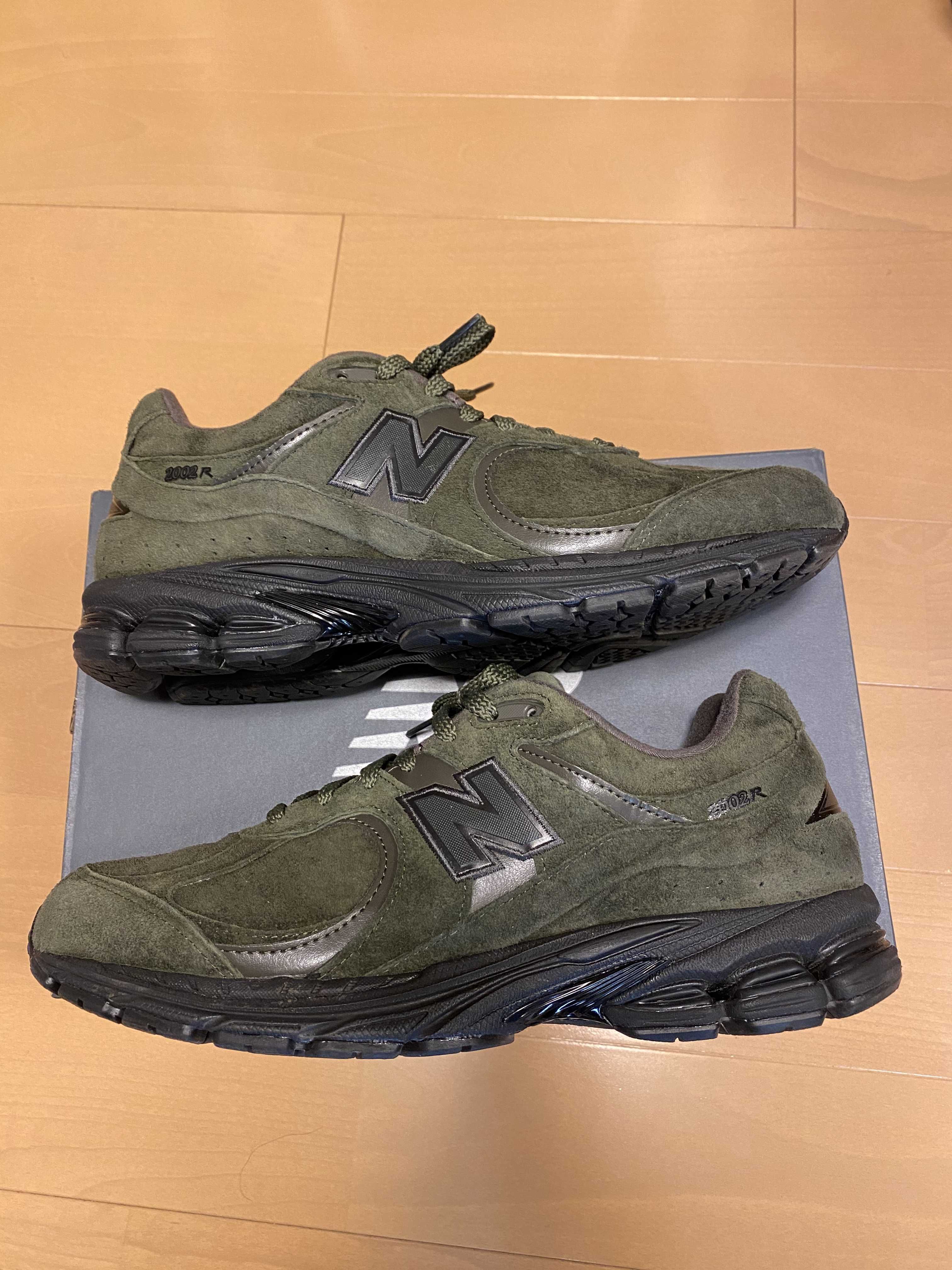 New Balance 2002R "Olive"