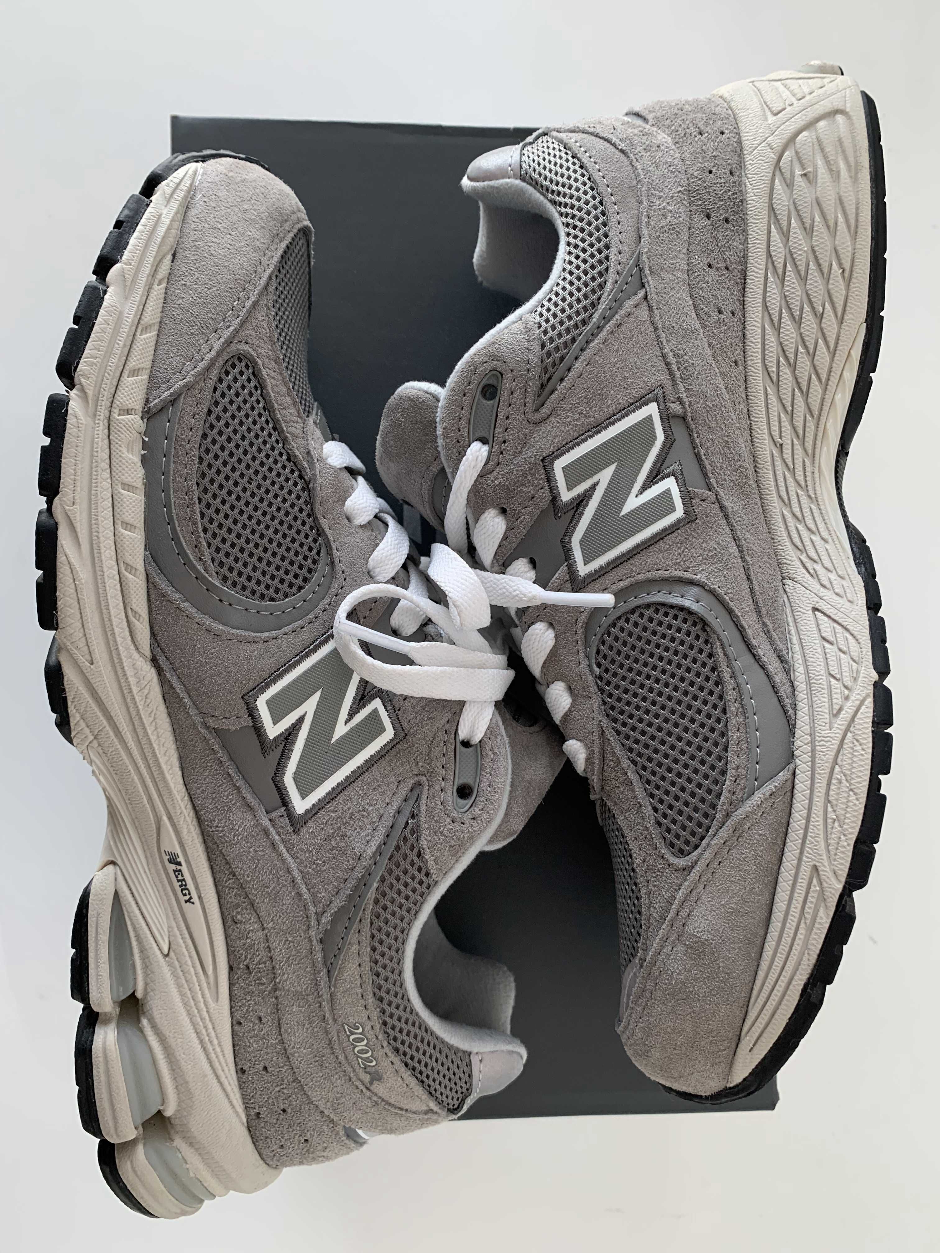 New Balance 2002R "Marblehead/Light Aluminum"