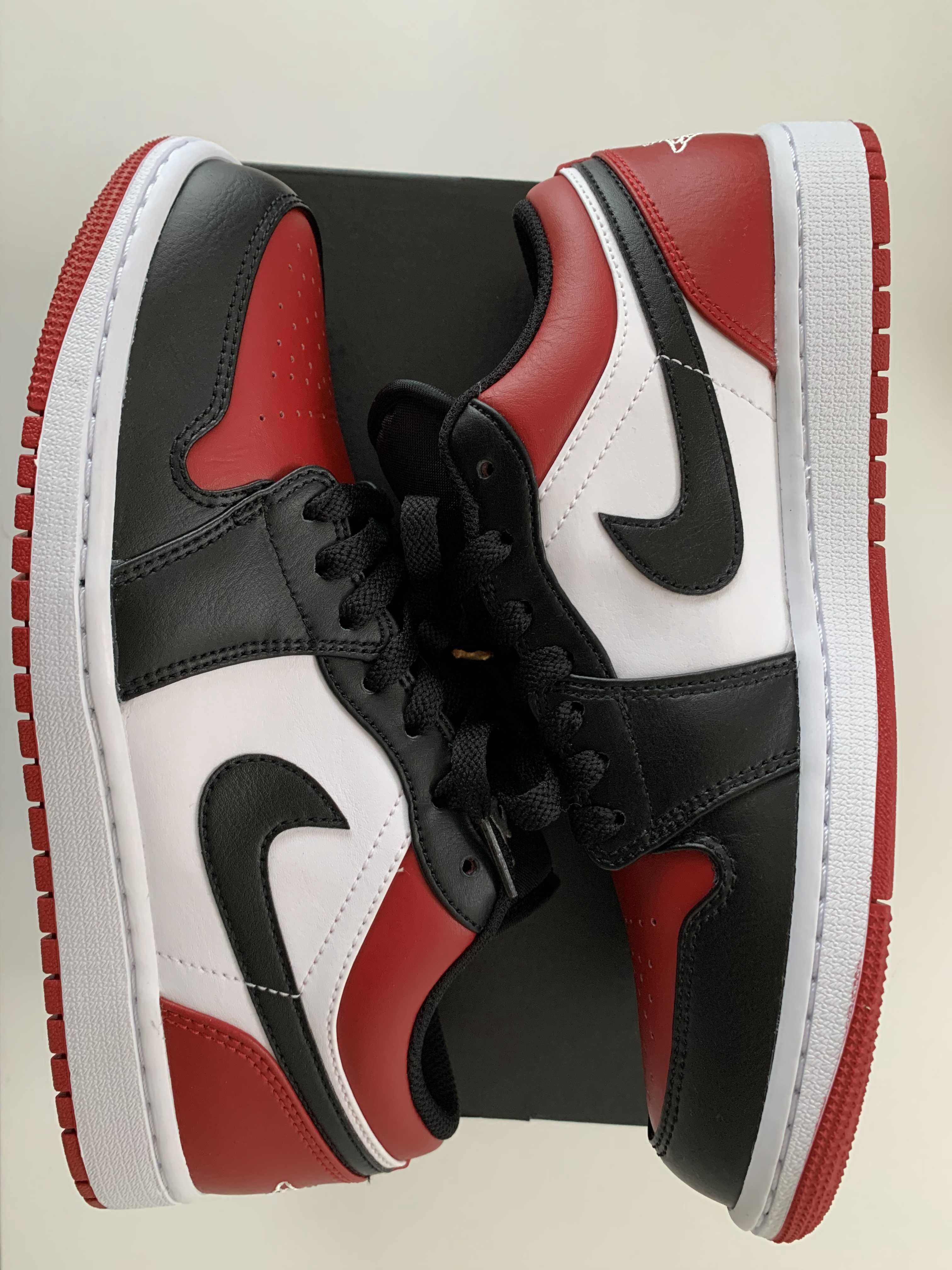 Nike Air Jordan 1 Low "Bred Toe"