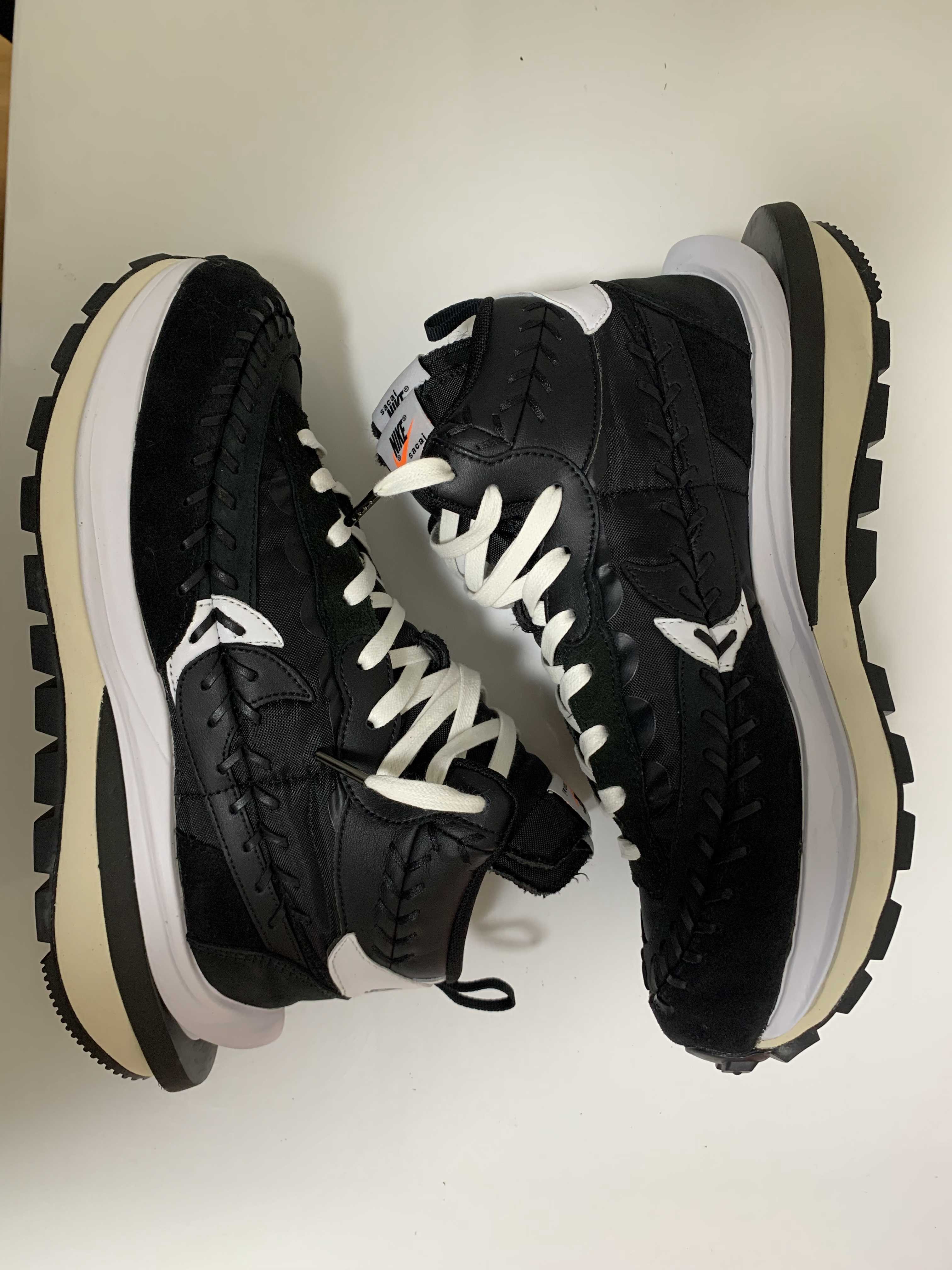 Jean-Paul Gaultier × sacai × Nike Vapor Waffle "Black/Black-White"