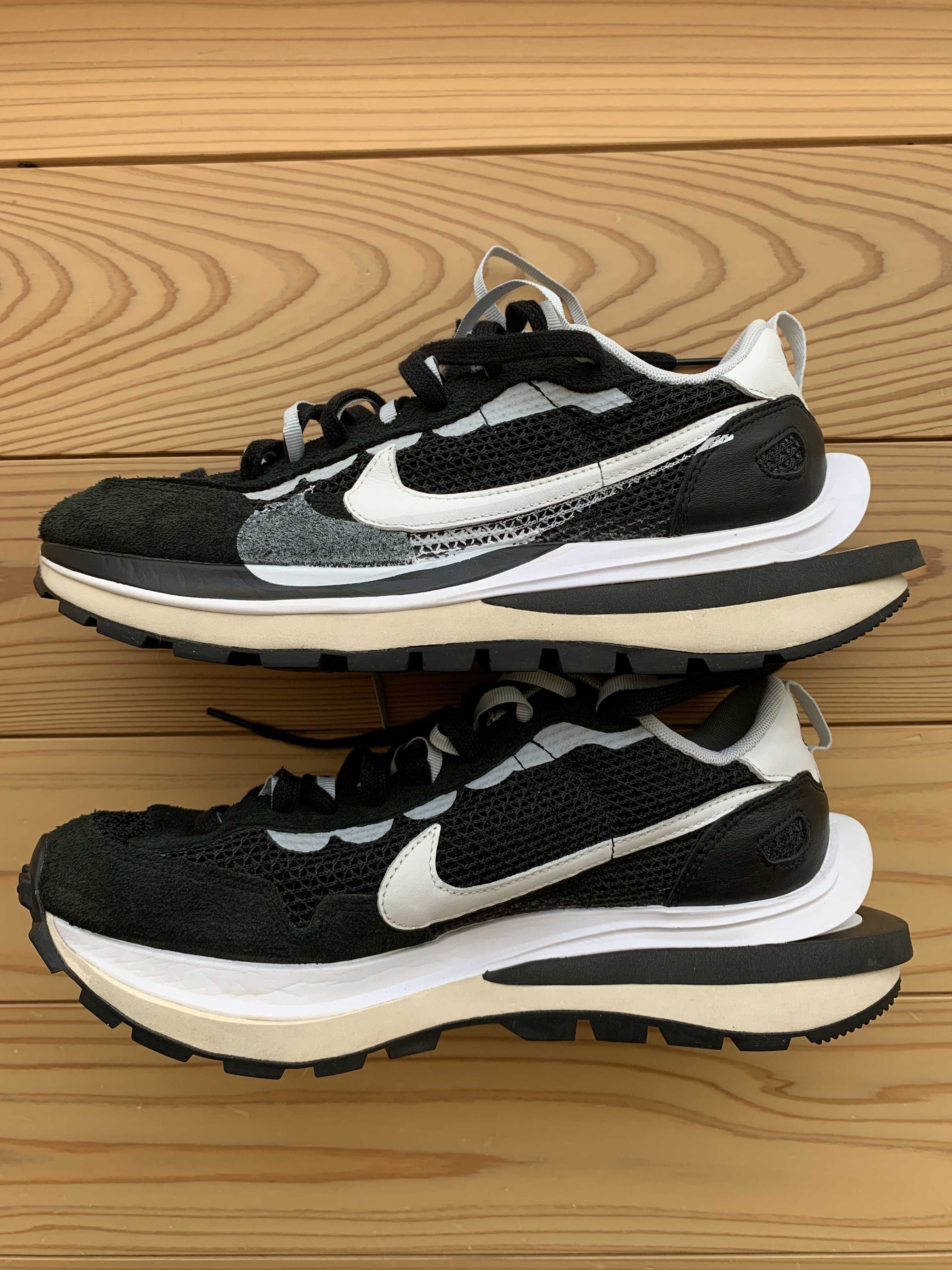 sacai × Nike Vapor Waffle "Black and White"