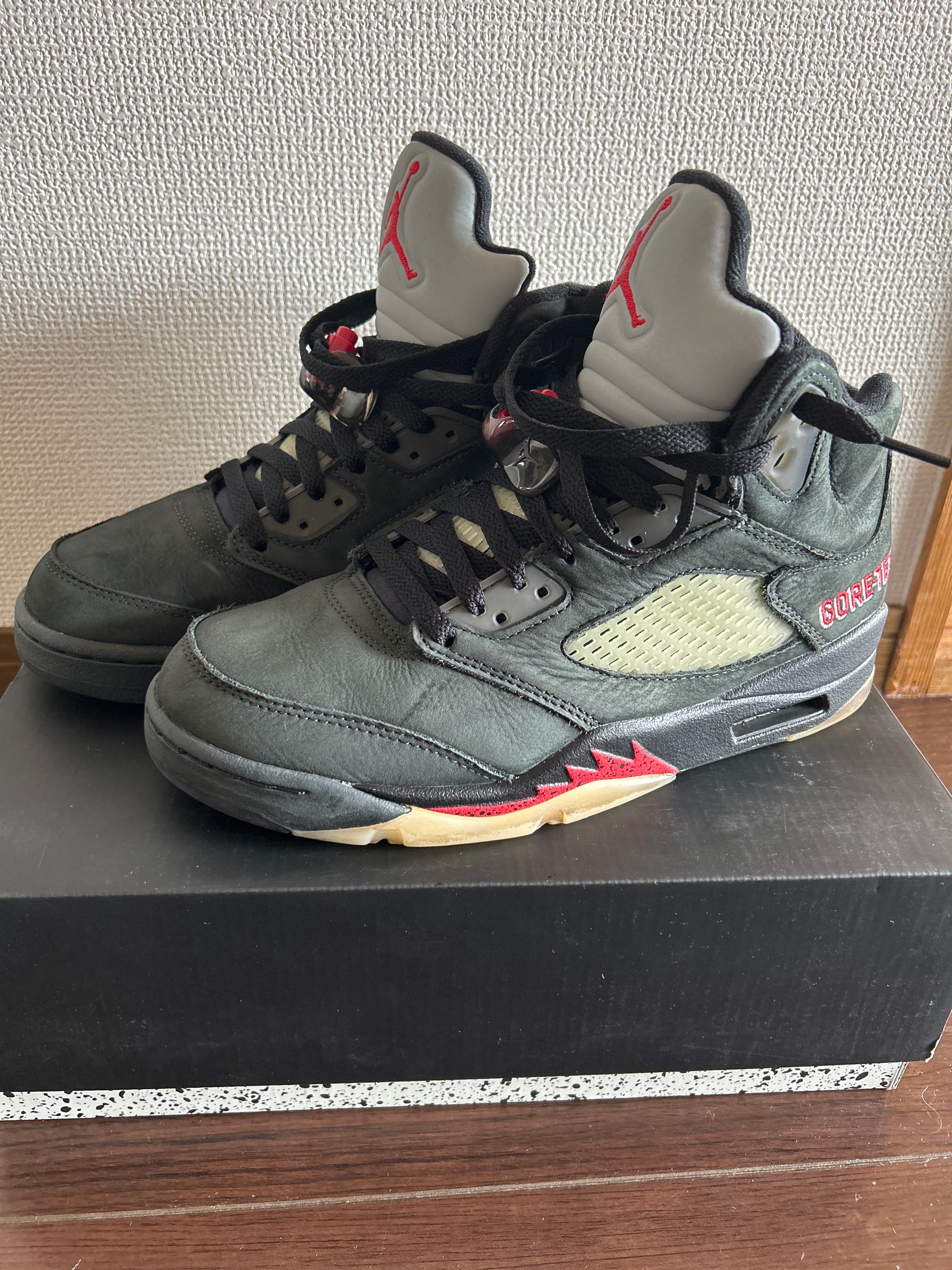 Nike Women's Air Jordan 5 Retro GORE-TEX "Off-Noir"