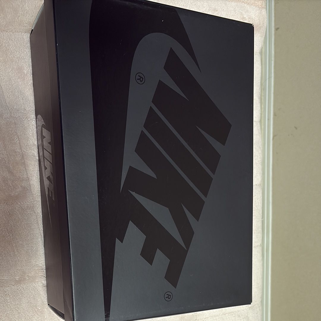 Travis Scott × Nike Air Jordan 1 Low OG SP "Black Phantom"