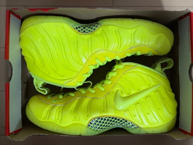 Nike Air Foamposite Pro "Volt" (2014)