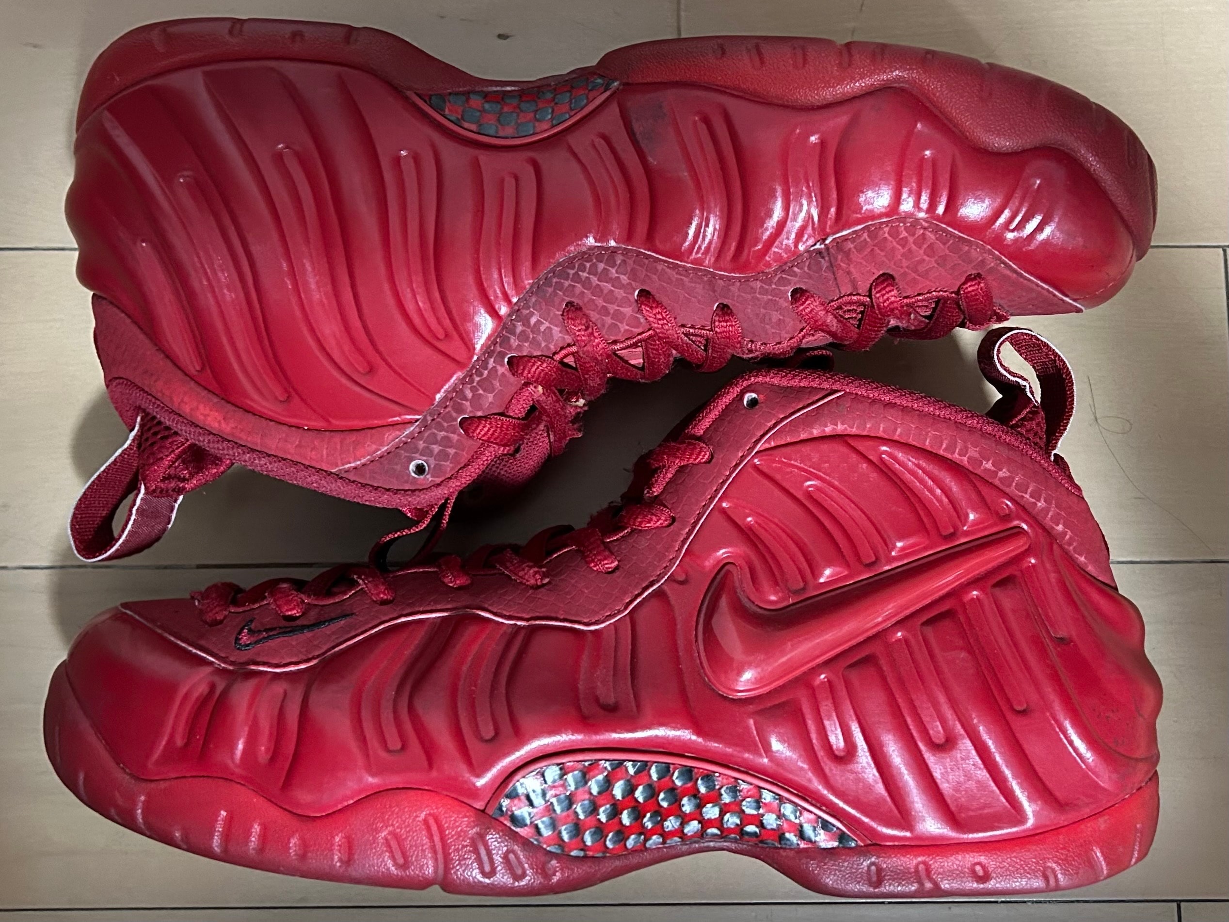 ナイキ エア フォームポジット プロ 