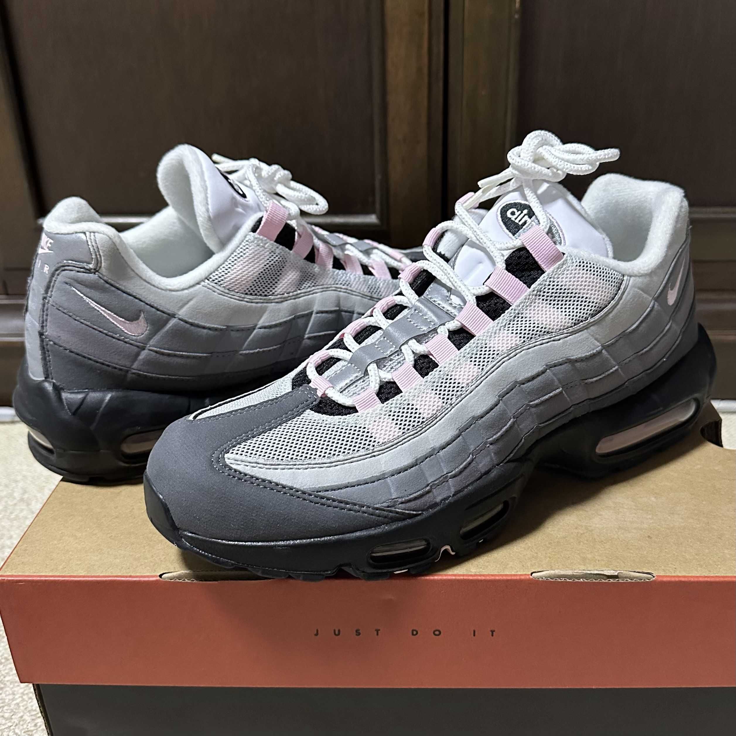 Nike Air Max 95 "Gunsmoke/Pink Foam"