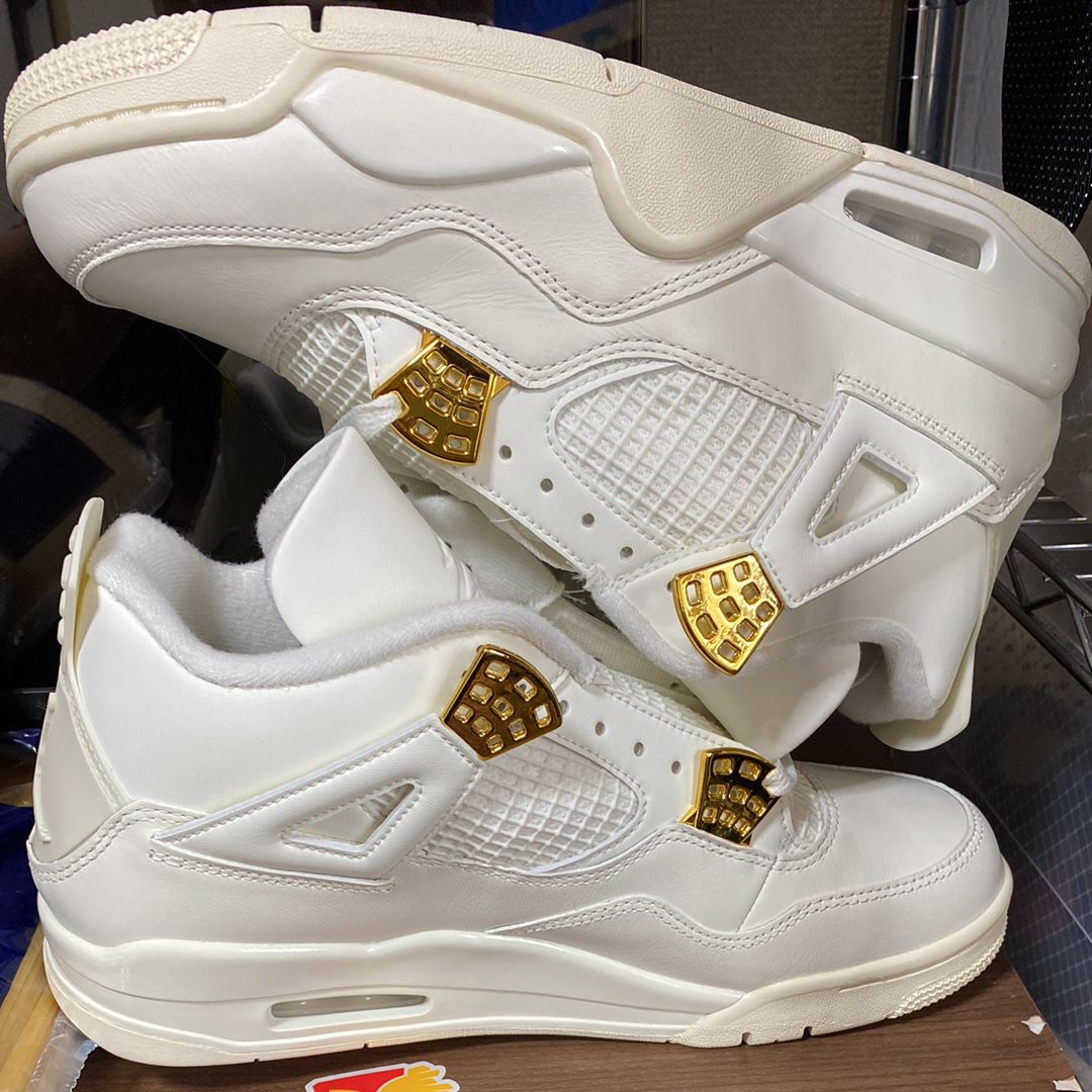 Nike Women's Air Jordan 4 Retro "White & Gold"