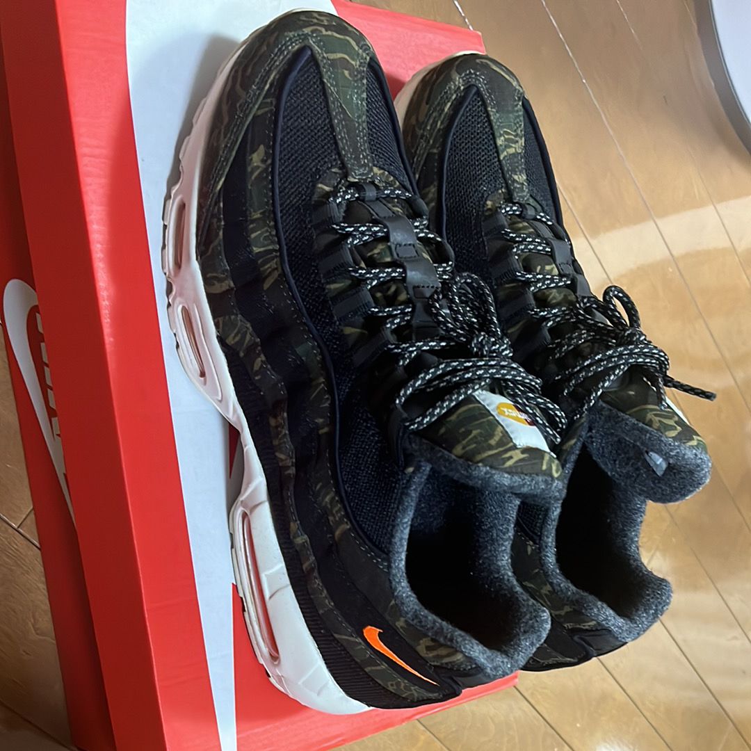 Carharte WIP × Nike Air Max 95 "Black/Sail/Total Orange"