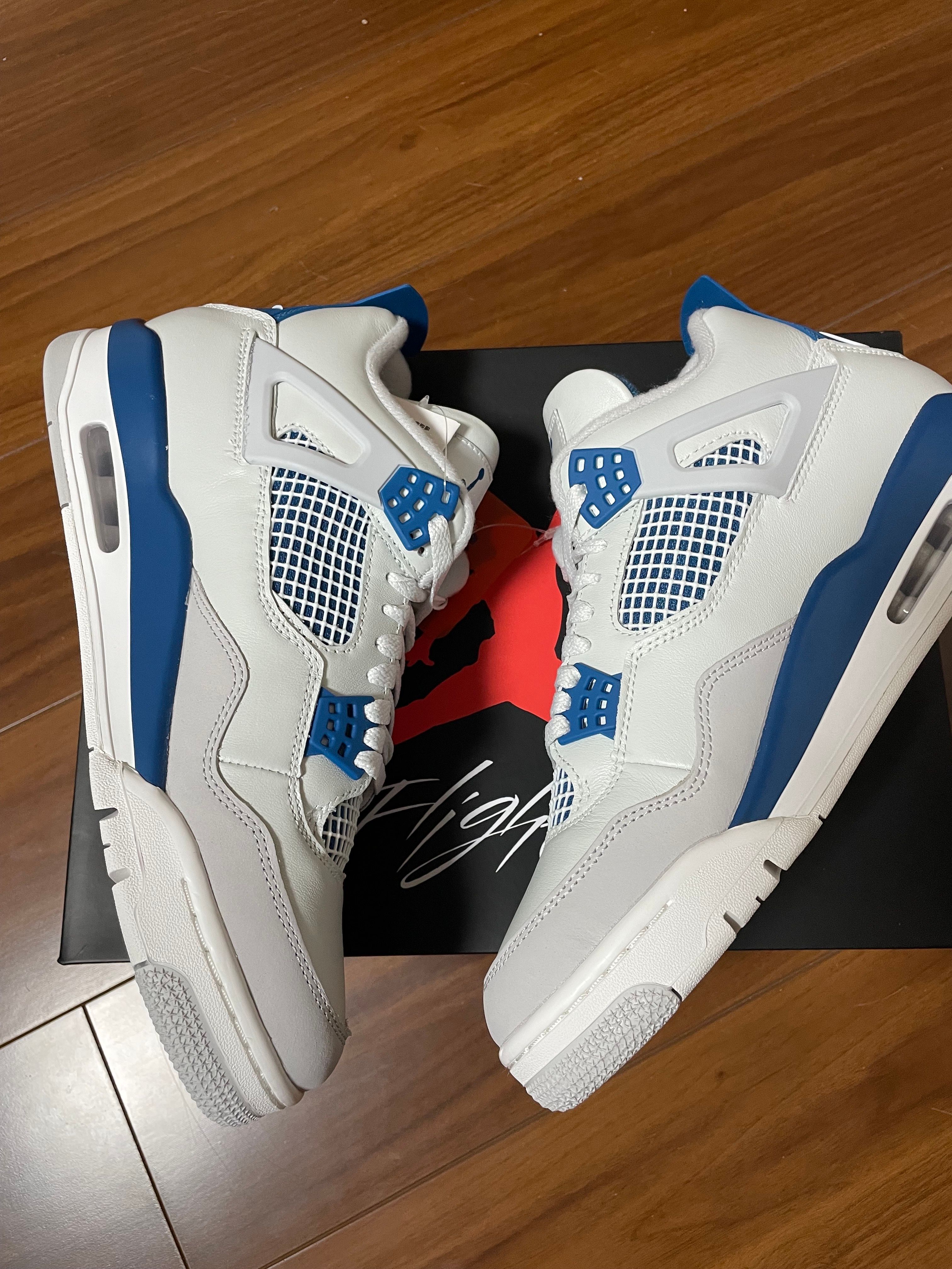Nike Air Jordan 4 Retro "Industrial Blue"
