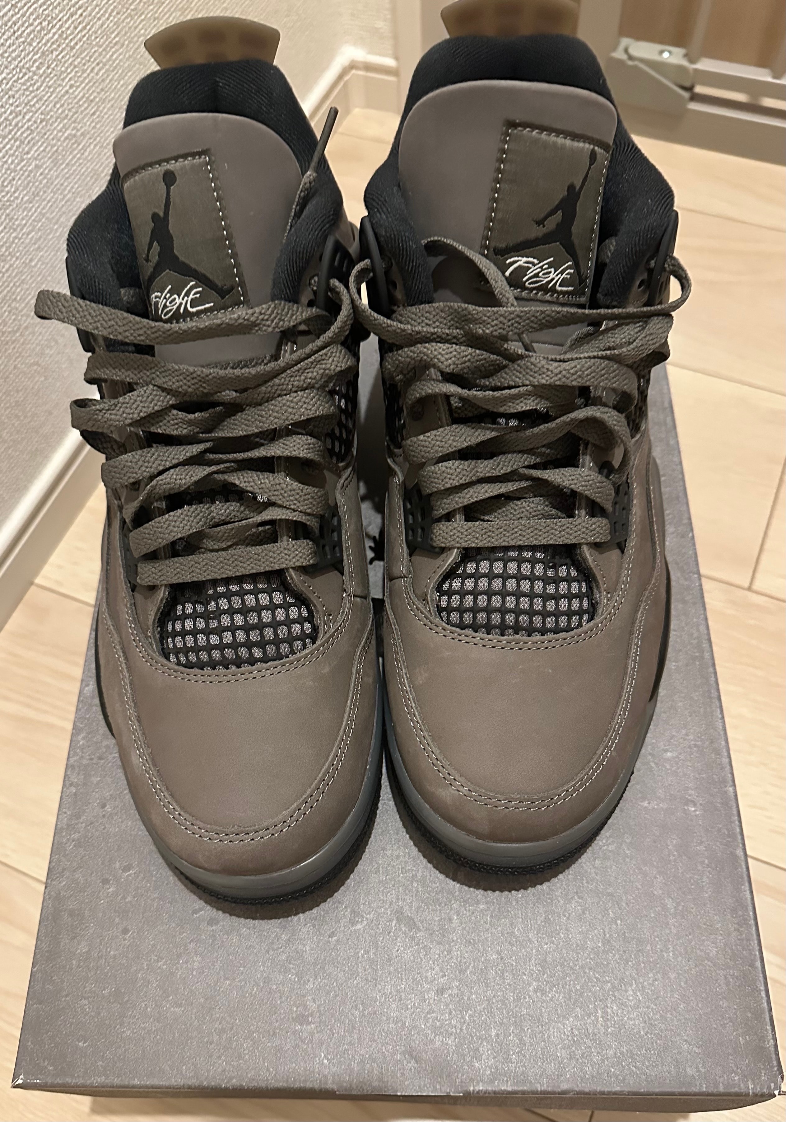 Nike Air Jordan 4 Retro "Cave Stone"
