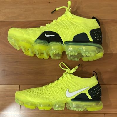 Nike Air Vapormax Flyknit 2 "Volt"