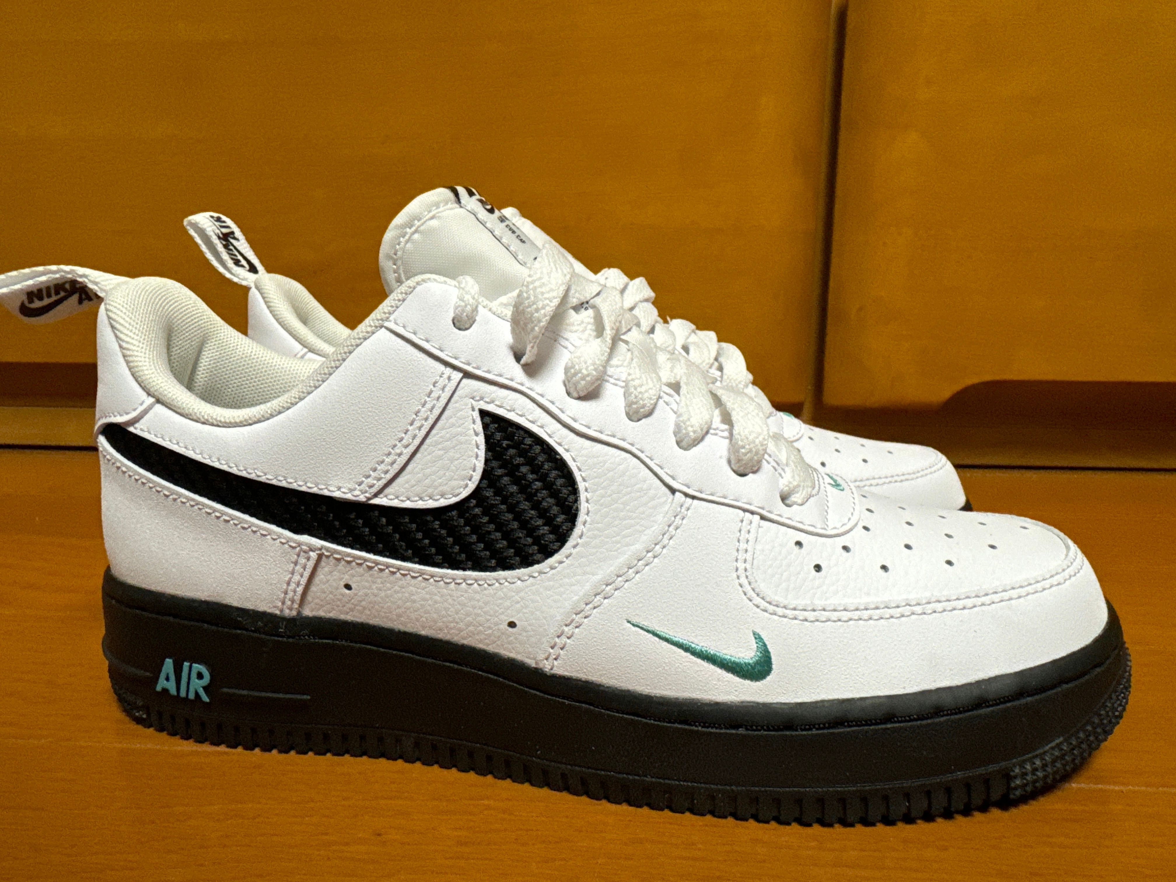 Nike Air Force 1 Low "White/Black/Teal"