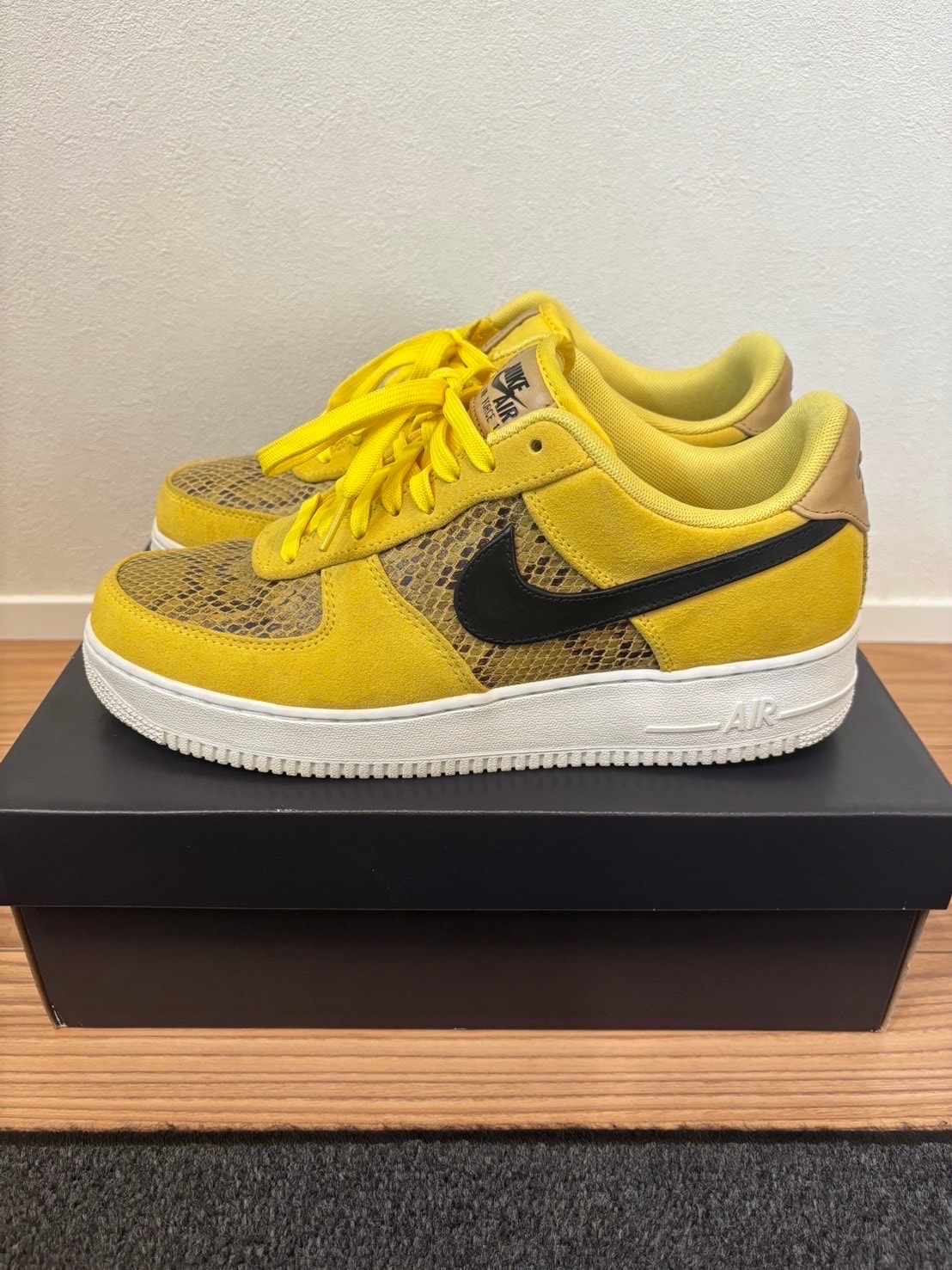 Nike Air Force 1 Low '07 "Snakeskin Yellow"