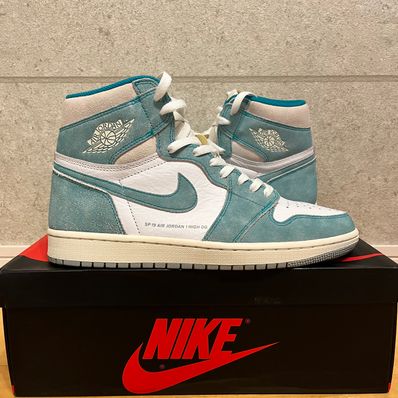 Nike Air Jordan 1 Retro High OG "Turbo Green"