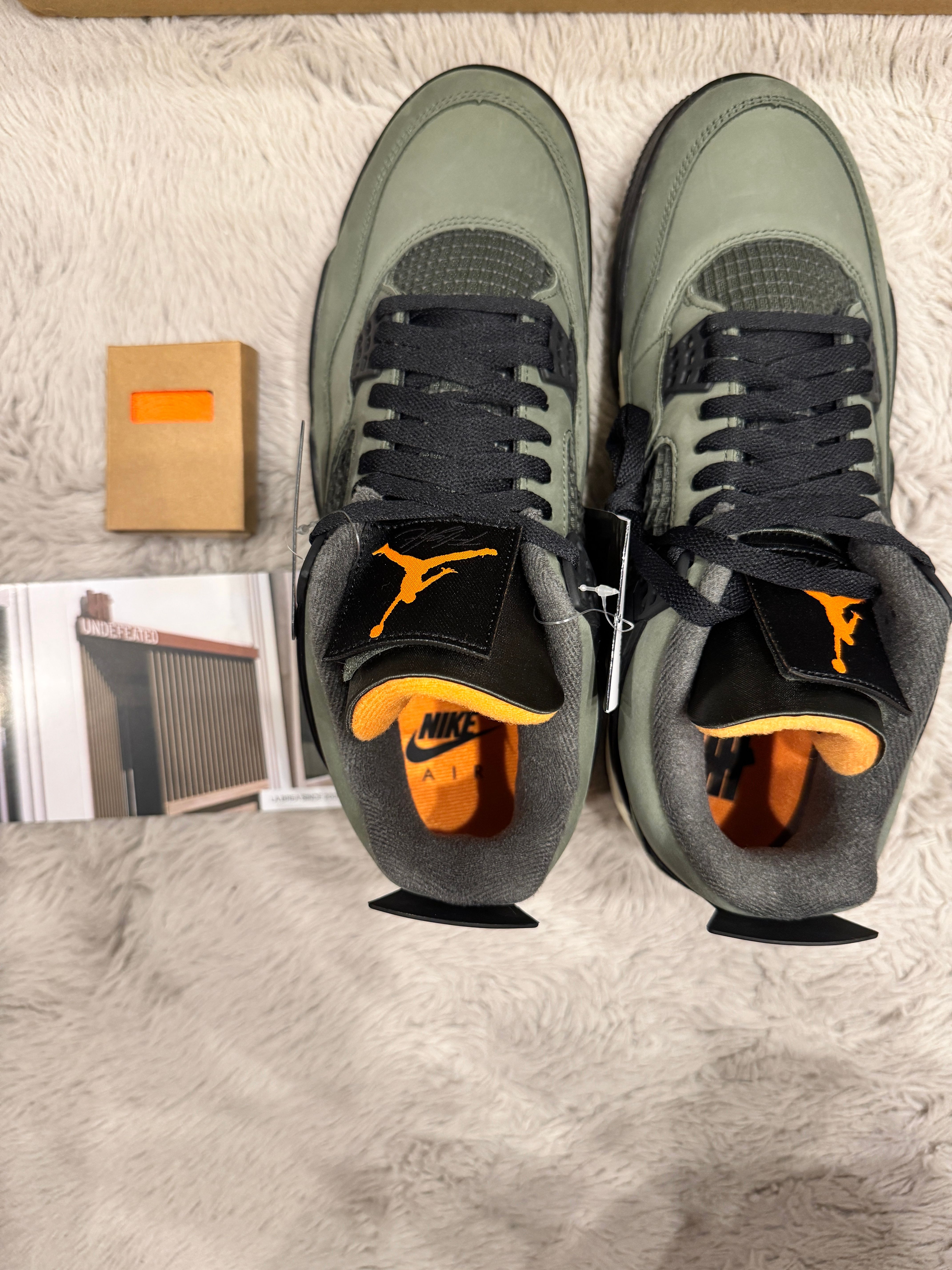 UNDEFEATED × Nike Air Jordan 4 Retro "Deep Green" (2025)