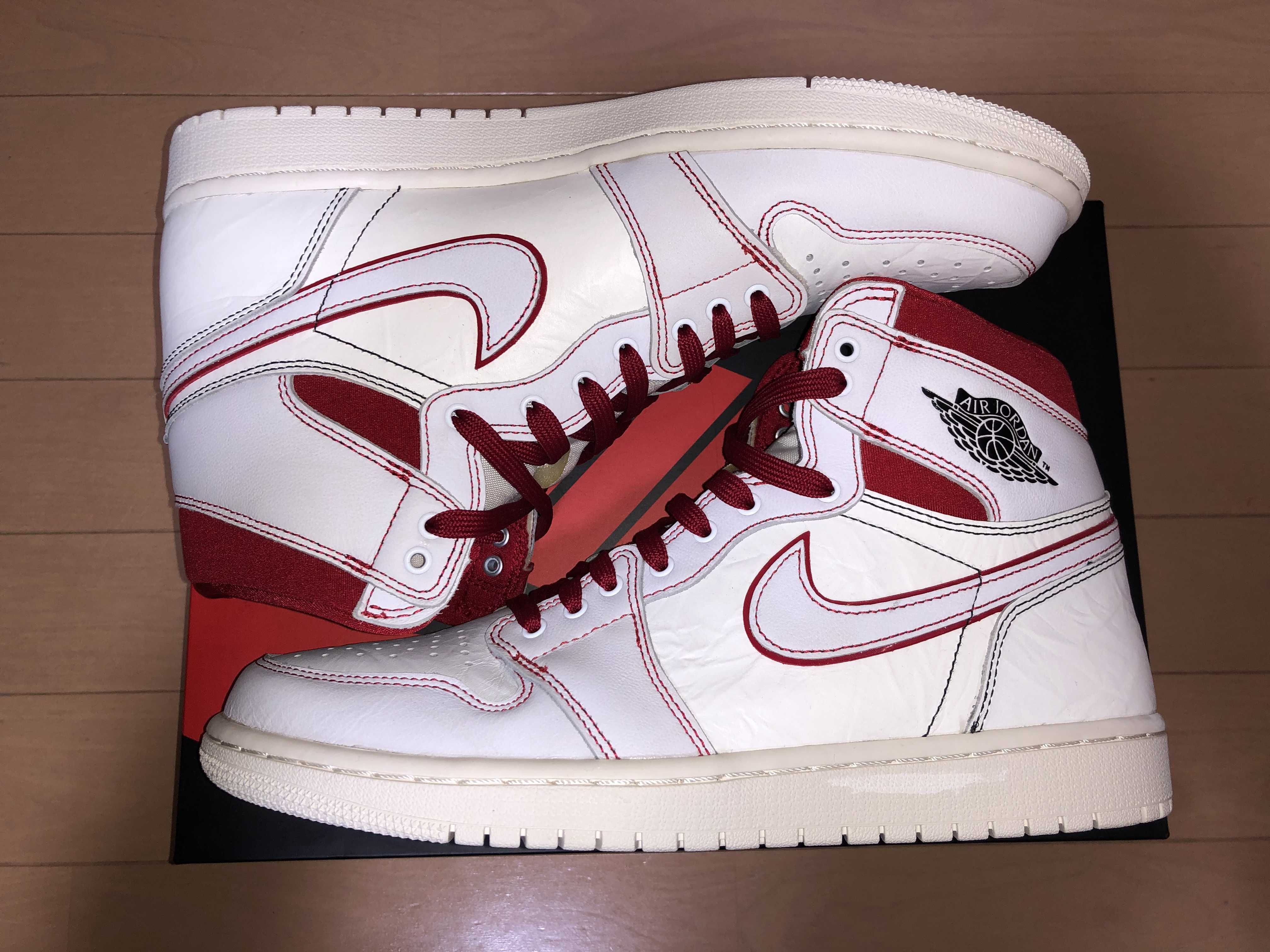 Nike Air Jordan 1 Retro High OG "Sail/University Red"     