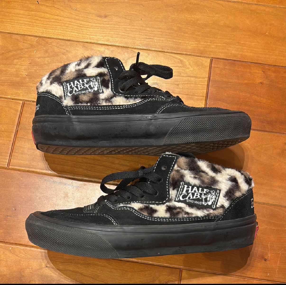 Supreme × Vans Leopard Half Cab "Black"